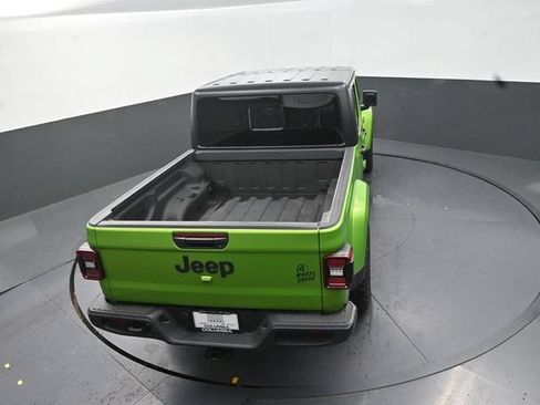 Used 2025 Jeep Gladiator Sport AWD/4WD image 17