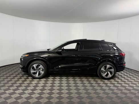Used 2025 Audi Q6 e-tron Premium Plus w/ Premium Plus AWD/4WD image 12
