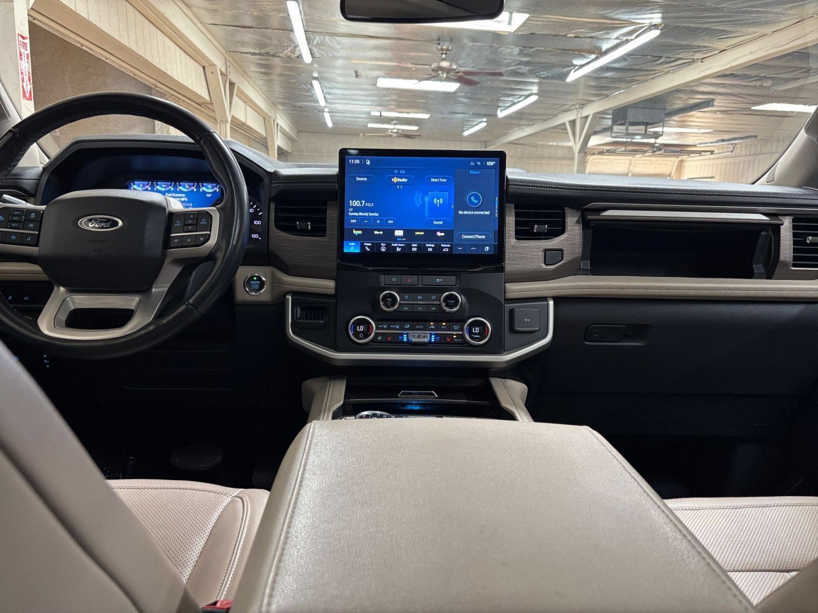Used 2024 Ford Expedition Limited RWD image 37