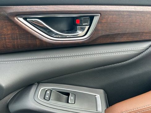 Used 2024 Subaru Ascent Touring w/ Popular Package #2 image 21