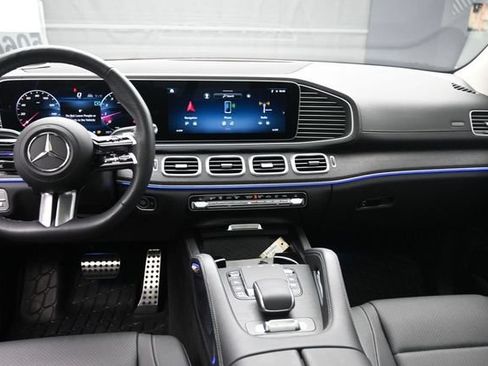 Certified 2026 Mercedes-Benz GLS 450 4MATIC image 9