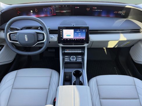 New 2026 Lincoln Nautilus Premier image 10