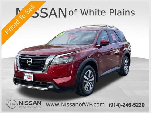Certified 2023 Nissan Pathfinder SL w/ Cargo Package AWD/4WD image 1