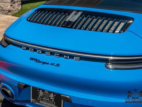 Used 2023 Porsche 911 AWD/4WD image 40