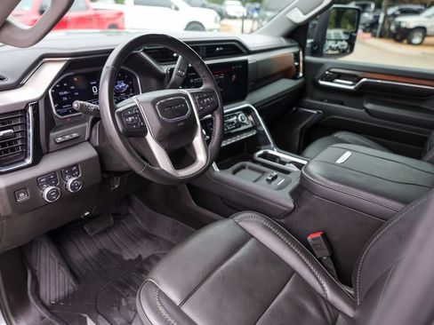 Used 2024 GMC Sierra 2500 Denali w/ Denali Reserve Package AWD/4WD image 13