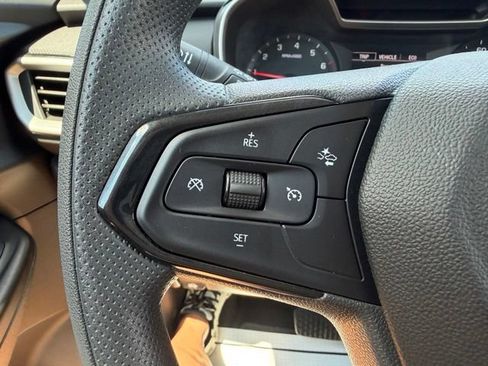 Used 2023 Chevrolet TrailBlazer LS FWD image 18