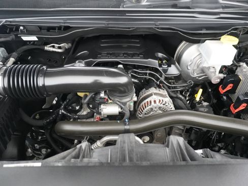 Used 2019 RAM 1500 Laramie w/ Sport Appearance Package image 31