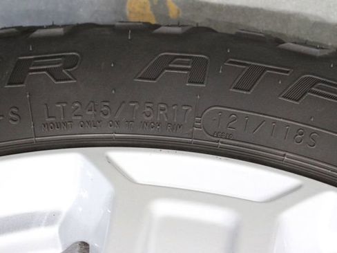 Used 2018 Jeep Wrangler Unlimited Sport S image 37