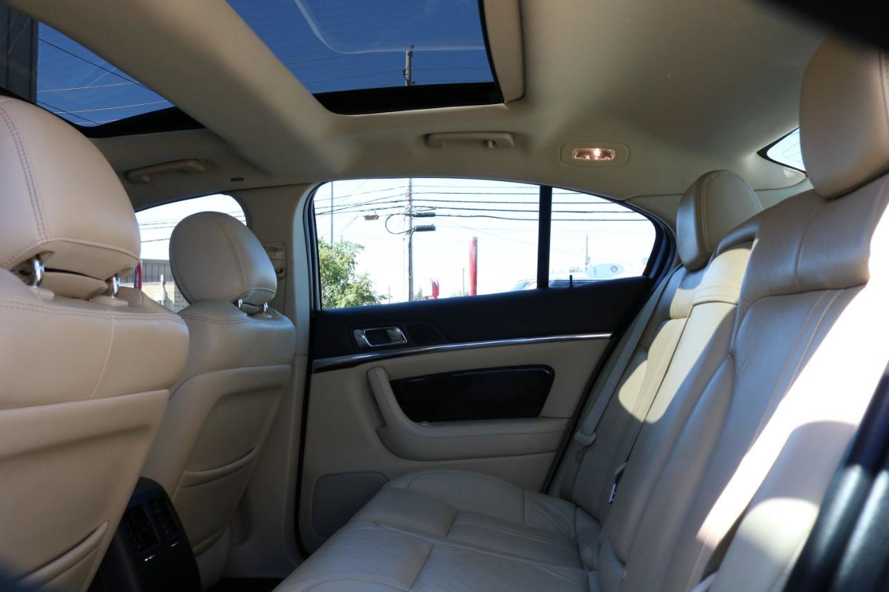 Used 2015 Lincoln MKS AWD w/ Equipment Group 201A image 31