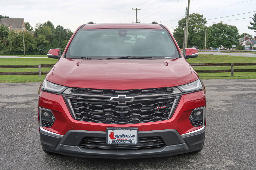 Used 2023 Chevrolet Traverse RS AWD/4WD image 5