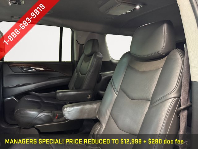 Used 2016 Cadillac Escalade ESV Luxury AWD/4WD image 24