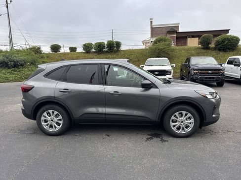 New 2026 Ford Escape Active image 4