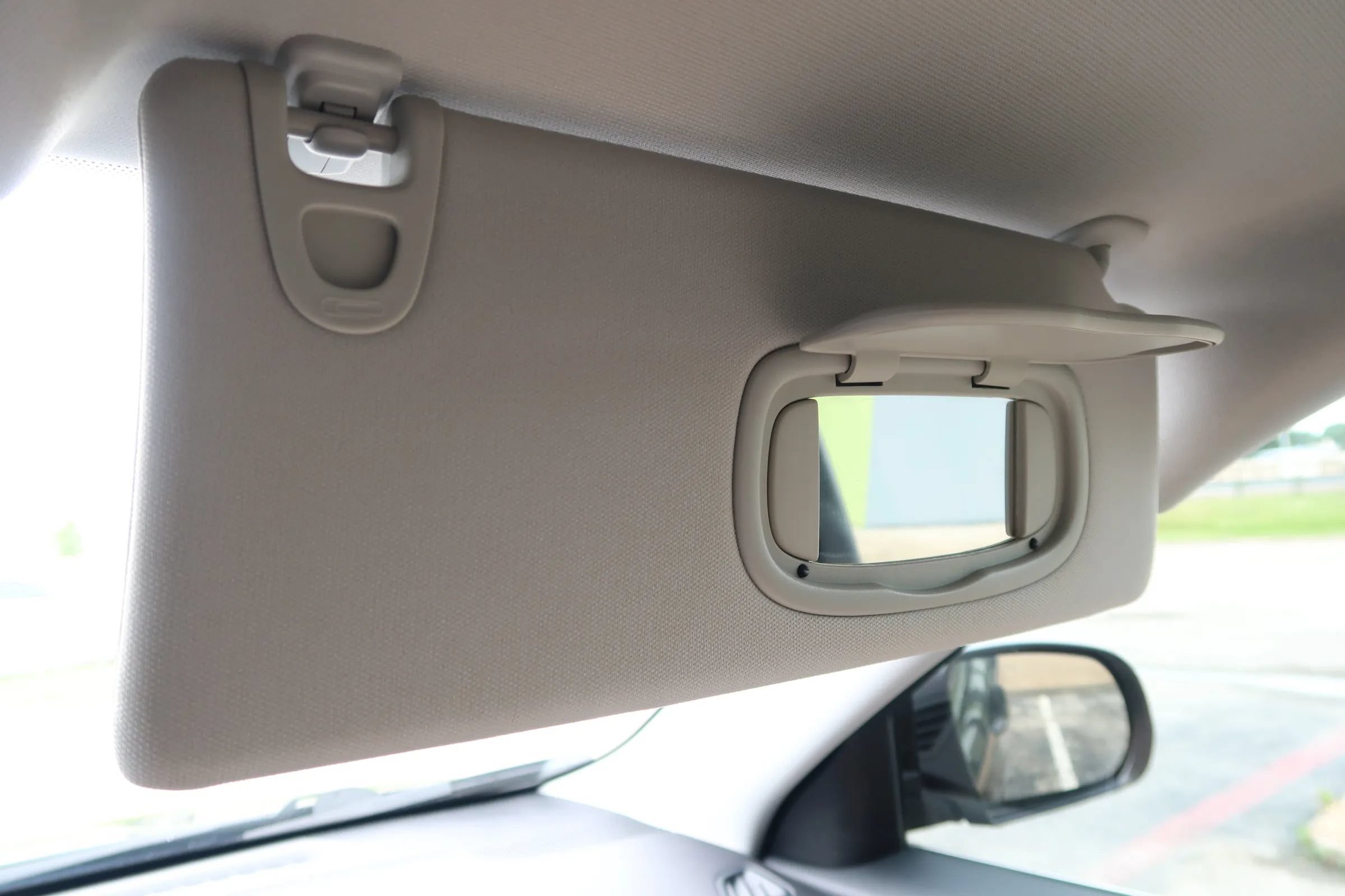 Used 2019 Jeep Cherokee Latitude w/ Popular Appearance Group FWD image 39