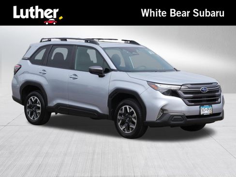Used 2026 Subaru Forester Premium AWD/4WD image 1
