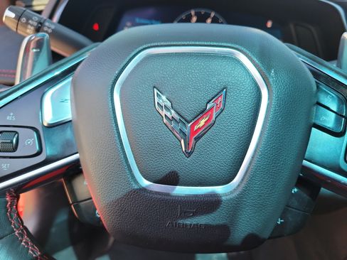 Used 2020 Chevrolet Corvette Stingray Coupe w/ Z51 Performance Package RWD image 20