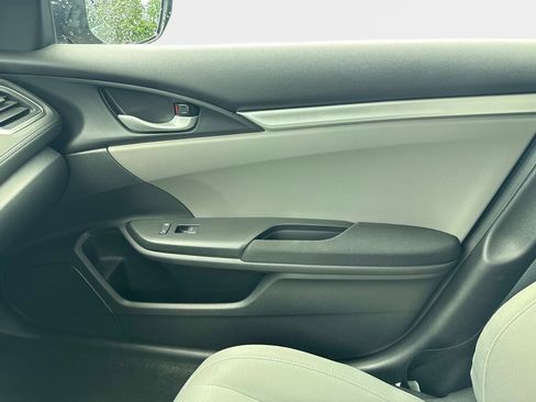 Used 2019 Honda Civic LX image 19