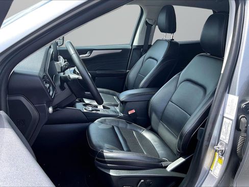 Used 2022 Ford Escape SEL FWD image 16