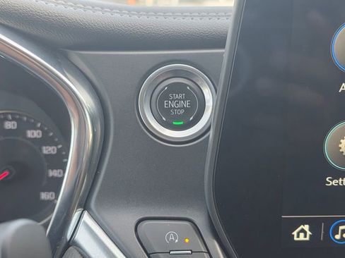Used 2025 Chevrolet Blazer LT FWD image 27