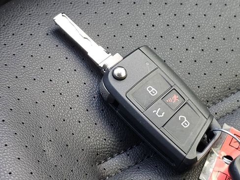 Used 2018 Volkswagen Golf Alltrack S AWD/4WD image 32