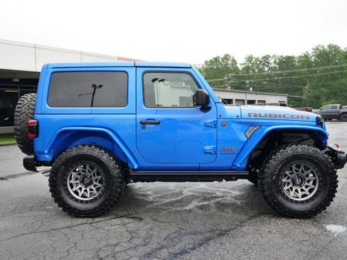 Used 2024 Jeep Wrangler Rubicon AWD/4WD image 39