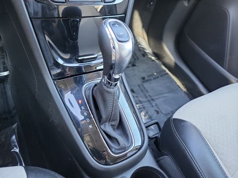 Used 2019 Buick Encore Preferred image 11