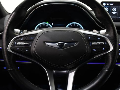 Used 2023 Genesis GV70 2.5T w/ Sport Prestige Package image 10