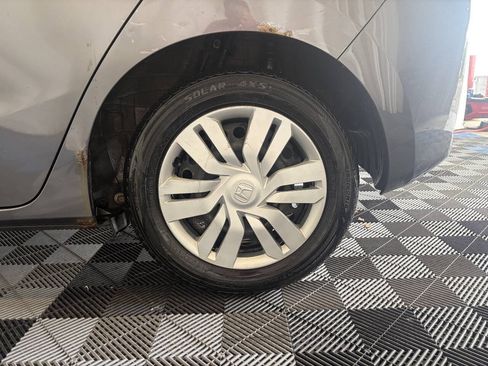 Used 2016 Honda Fit LX image 25