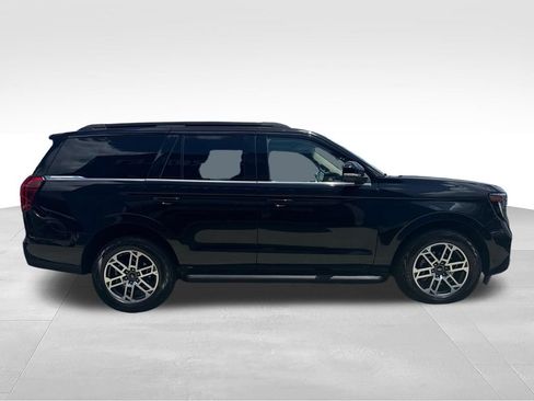 Used 2025 Ford Expedition Active AWD/4WD image 7