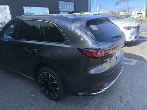 Used 2024 MAZDA CX-90 Plug-In Hybrid w/ Premium Pkg image 4