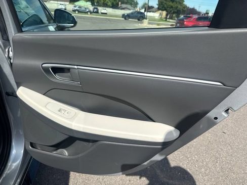 Used 2025 Hyundai Sonata SEL FWD image 22