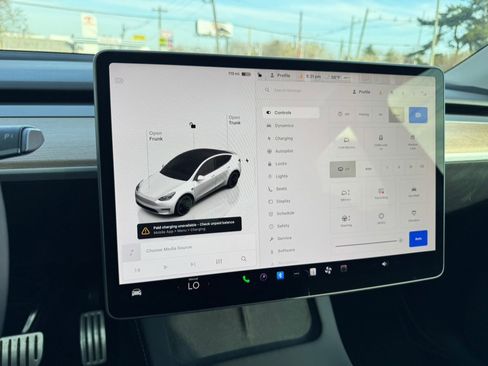 Used 2022 Tesla Model Y Performance AWD/4WD image 58