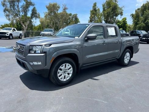 Used 2024 Nissan Frontier SV w/ SV Convenience Package RWD image 3