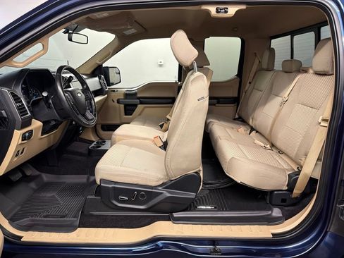 Used 2016 Ford F150 XLT w/ Equipment Group 302A Luxury AWD/4WD image 34