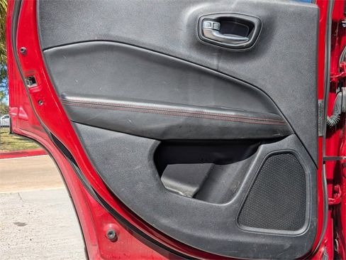 Used 2018 Jeep Compass Trailhawk w/ Leather Interior Group image 23