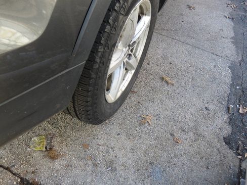 Used 2016 Ford Explorer XLT w/ Equipment Group 202A image 34