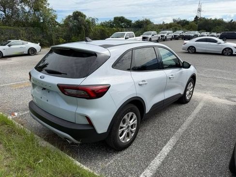 Used 2025 Ford Escape Active FWD image 8