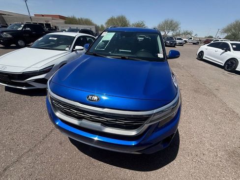 Used 2021 Kia Seltos S FWD image 22