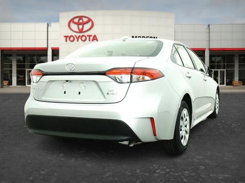 New 2026 Toyota Corolla LE FWD image 18