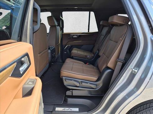 New 2026 Chevrolet Tahoe High Country AWD/4WD image 16