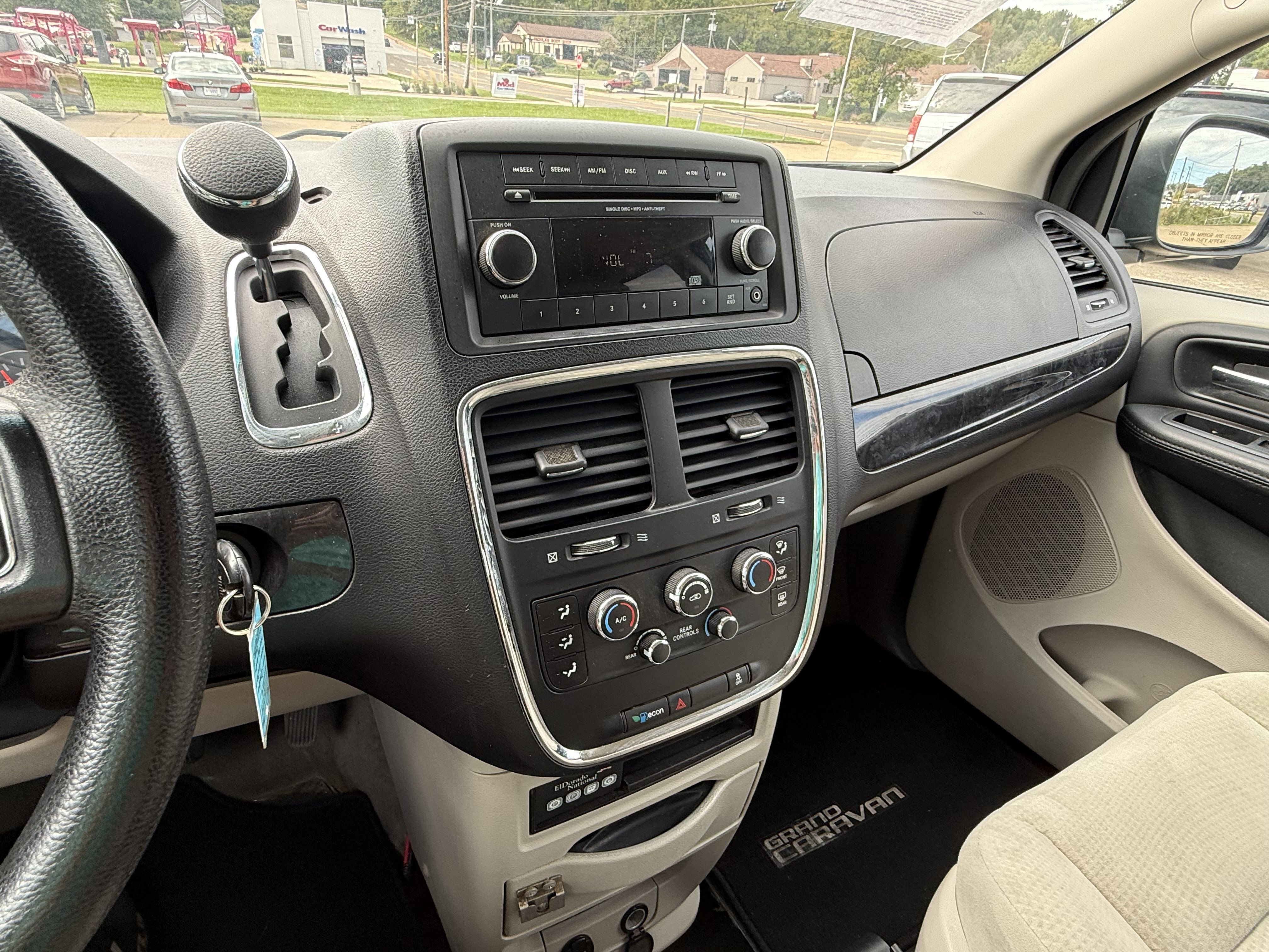 Used 2014 Dodge Grand Caravan SE w/ Quick Order Package 29E SE FWD image 15