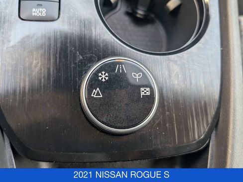 Used 2021 Nissan Rogue S AWD/4WD image 25