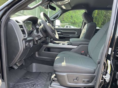 New 2026 RAM 2500 Big Horn AWD/4WD image 26