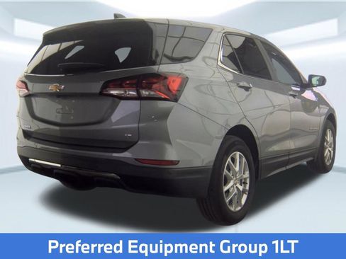 Used 2024 Chevrolet Equinox LT FWD image 2