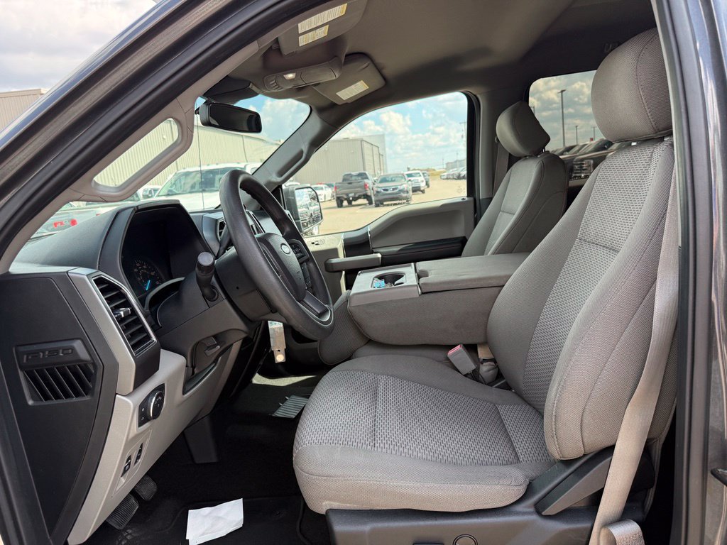 Used 2020 Ford F150 XLT w/ Equipment Group 301A Mid RWD image 5