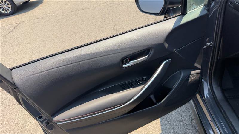 Used 2023 Toyota Corolla SE FWD image 6