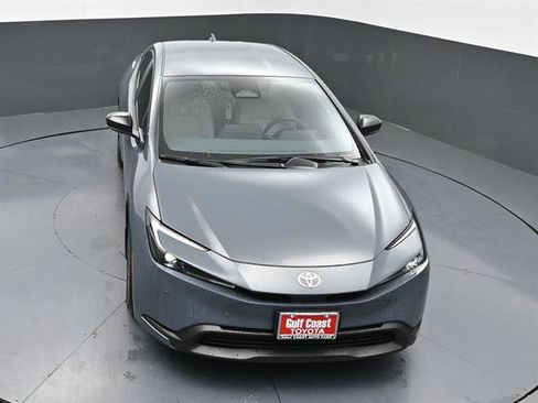 New 2026 Toyota Prius LE FWD image 35