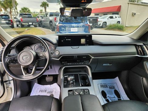 Used 2025 MAZDA CX-70 3.3 Turbo w/ Preferred Package image 11