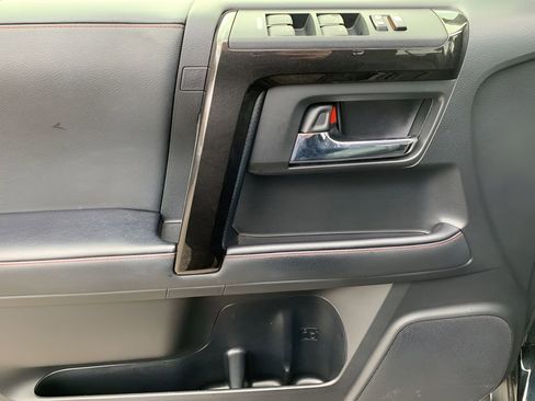 Used 2021 Toyota 4Runner Venture w/ Moonroof Package image 11