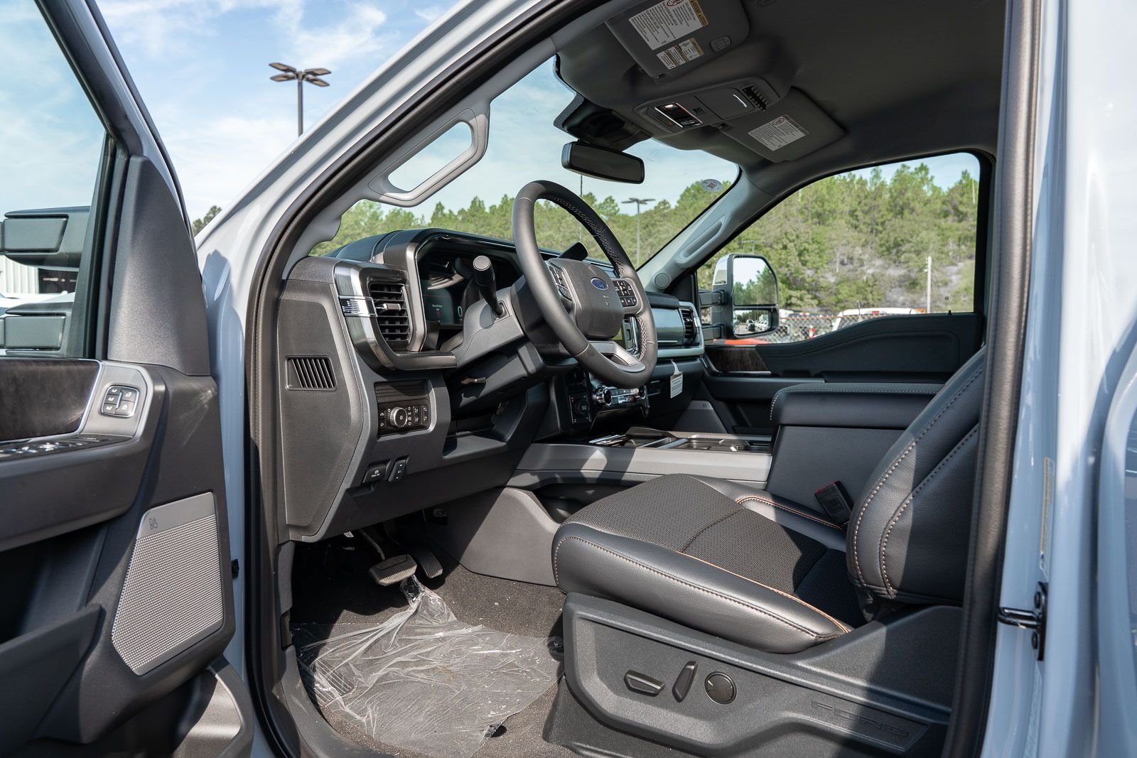 New 2026 Ford F350 Lariat w/ Chrome Package AWD/4WD image 14