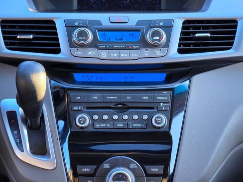 Used 2012 Honda Odyssey EX-L image 19